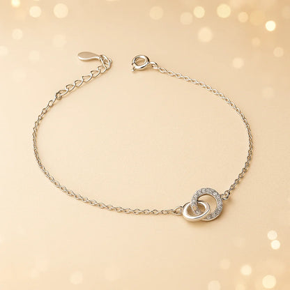 Interlinked Circle Bracelet in 925 Sterling Silver