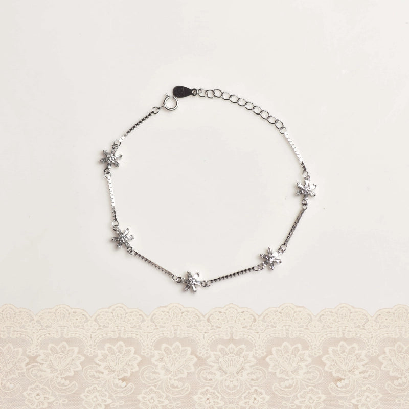 Floral Charm Bracelet in 925 Sterling Silver