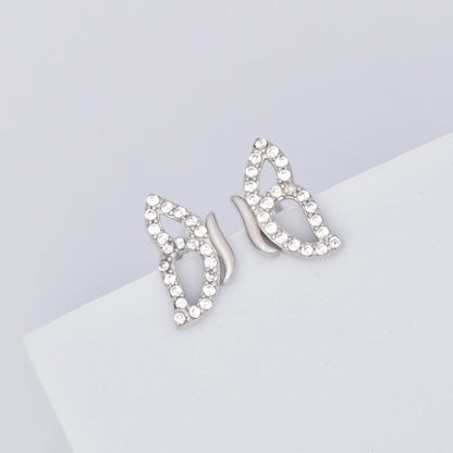 Butterly Wing Silver Earring With Lab Grown Diamond Lining