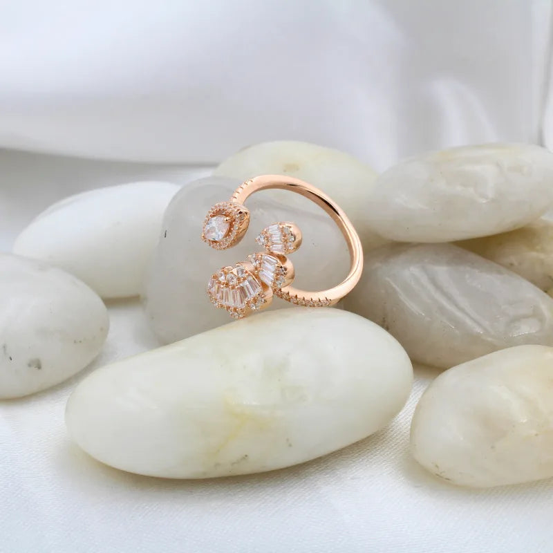 Petal Burst Ring in 925 Silver with Rose Gold Plating