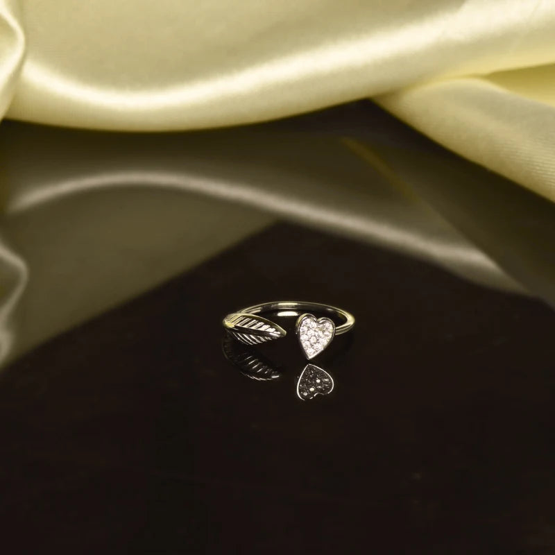 Leaf & Heart Open Ring in 925 Sterling Silver with Rhodium Plating